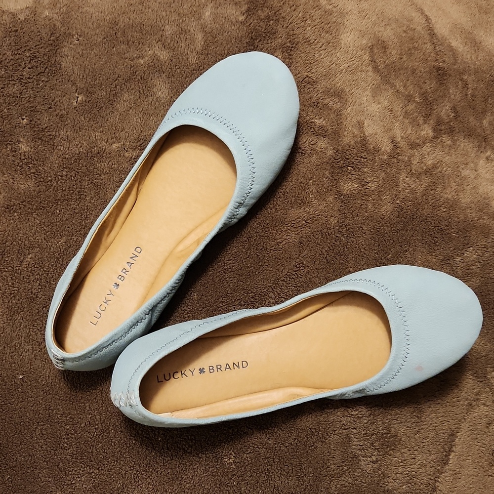 Lucky Brand women's flats, size 8.5, light green in color